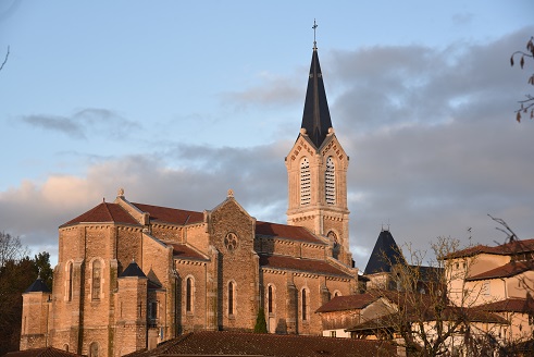 Église Saint-Maurice de Neuville-les-Dames